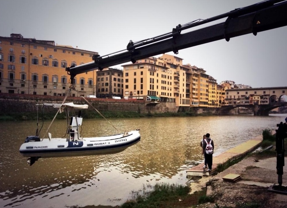 Cosa c’è sotto l’acqua dell’Arno? Un laser per scoprire il letto del fiume intoscana Cosa c’è sotto l’acqua dell’Arno? Un laser per scoprire il letto del fiume intoscana