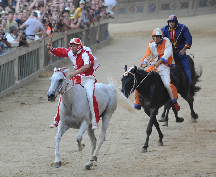 Palio di Siena in diretta tv, l'Oca vince la prova generale intoscana